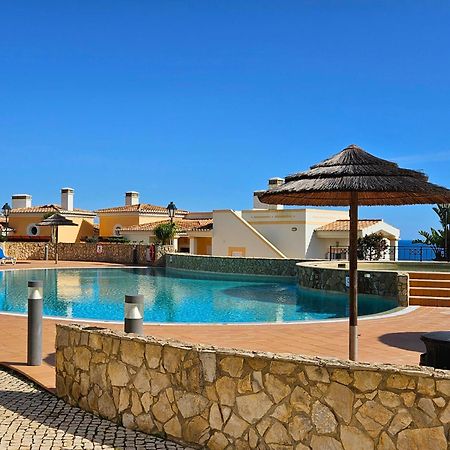The View - Santo Antonio Villas, Golf & Spa Salema Esterno foto
