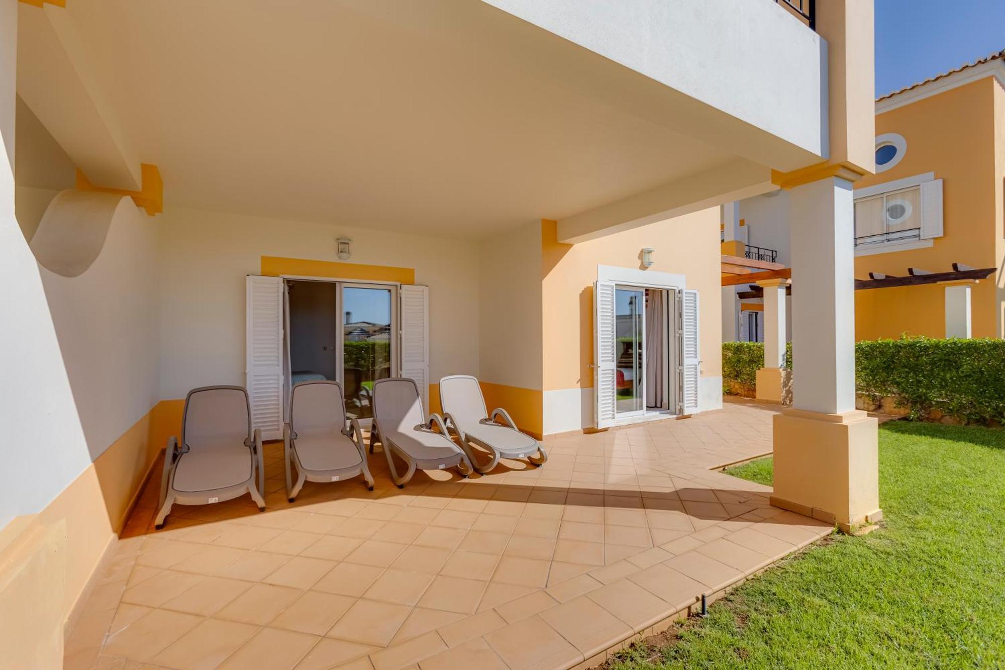 The View - Santo Antonio Villas, Golf & Spa Salema Esterno foto
